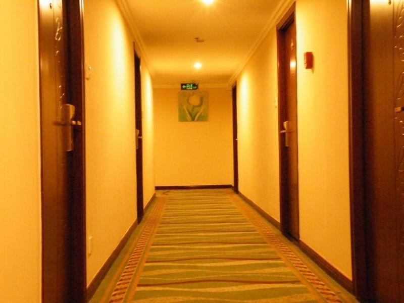 Greentree Inn Guiyang Penshuichi Business Hotel ภายนอก รูปภาพ