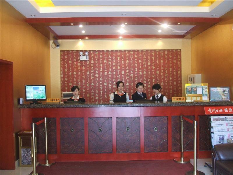 Greentree Inn Guiyang Penshuichi Business Hotel ภายนอก รูปภาพ