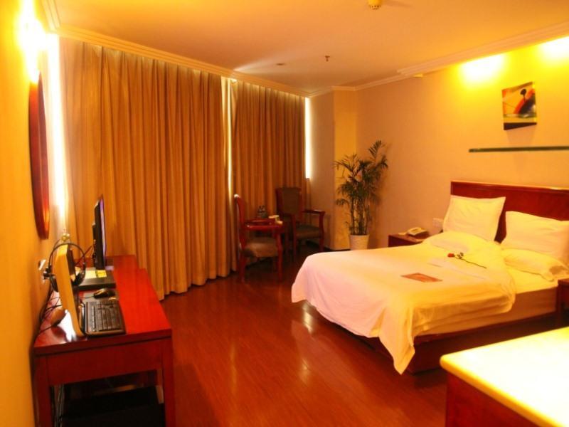Greentree Inn Guiyang Penshuichi Business Hotel ภายนอก รูปภาพ